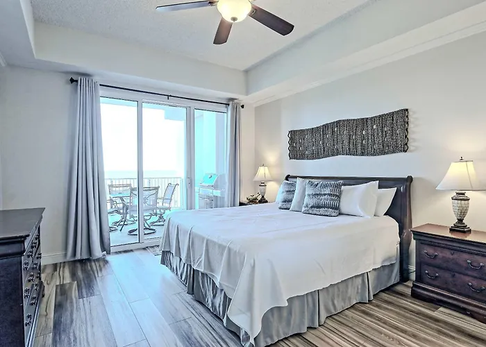 Vacation rental: The Wharf 912